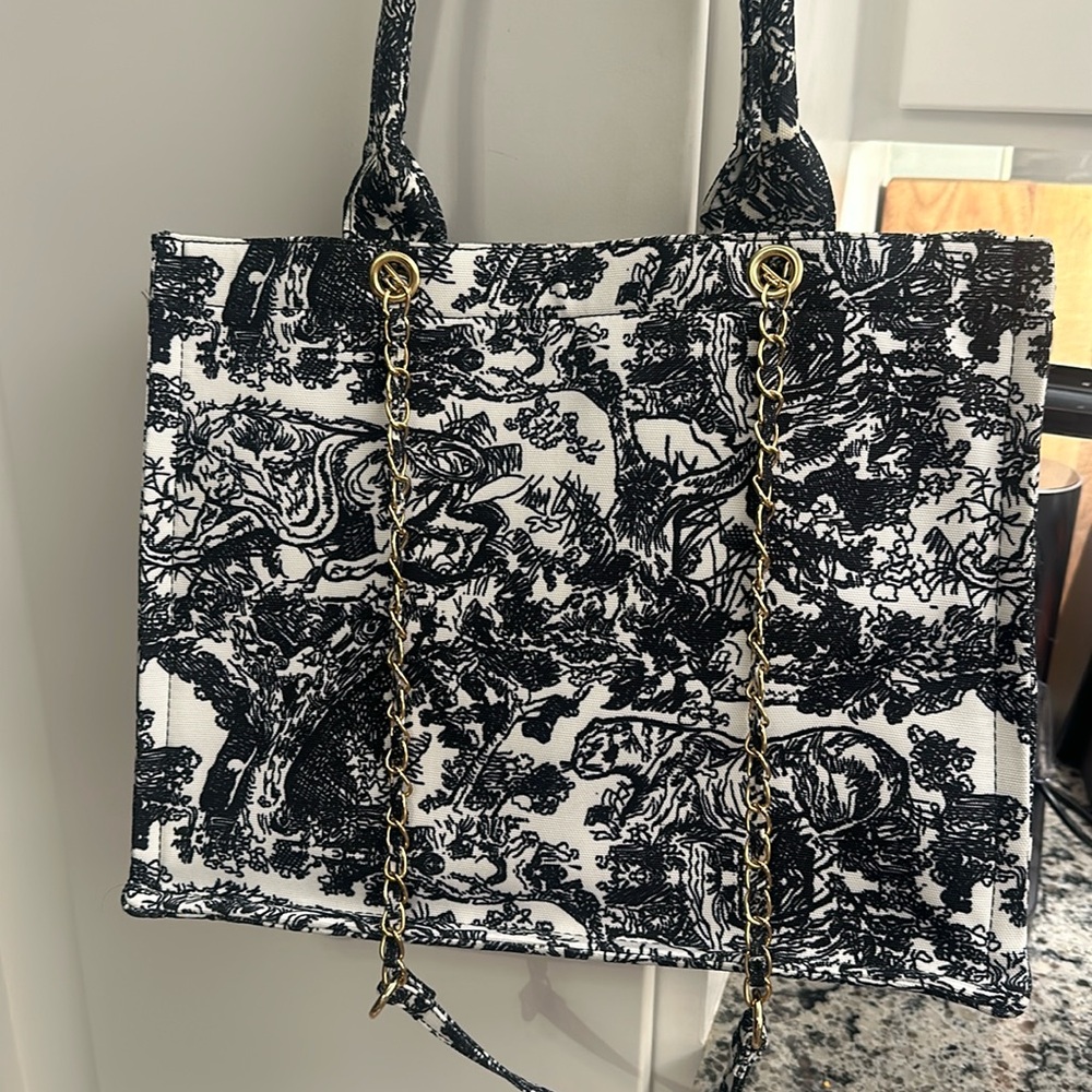 Lulus tote bag